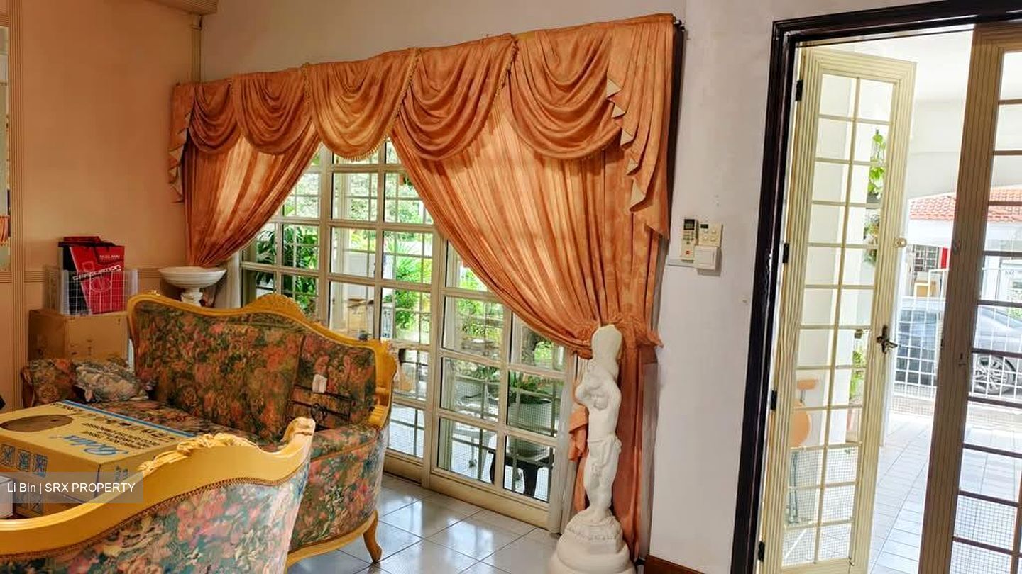 Hillview Villas (D23), Terrace #565724521